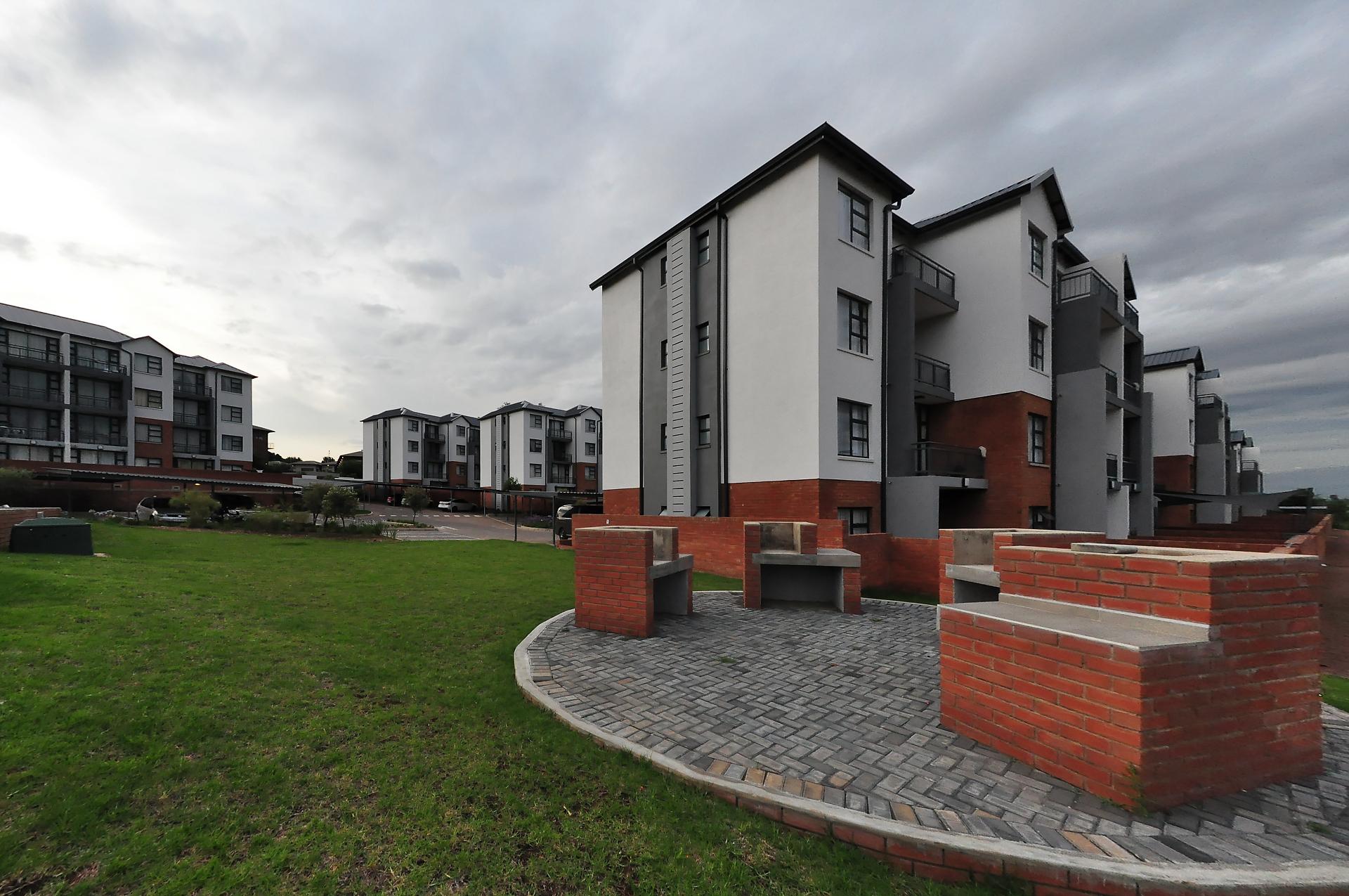 New Modern Lombardy Meander 3Bed to Rent RealProp Sales & Rentals