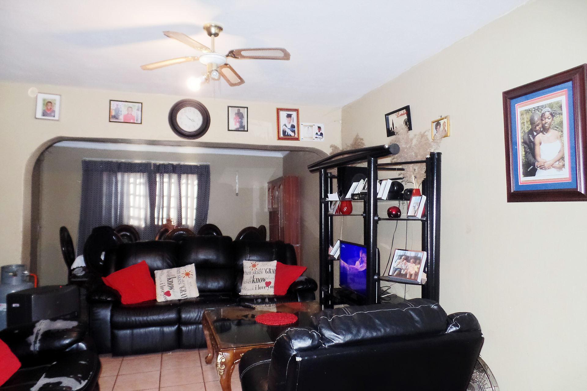 Lovely 3 bedroom townhouse for sale RealProp Sales & Rentals