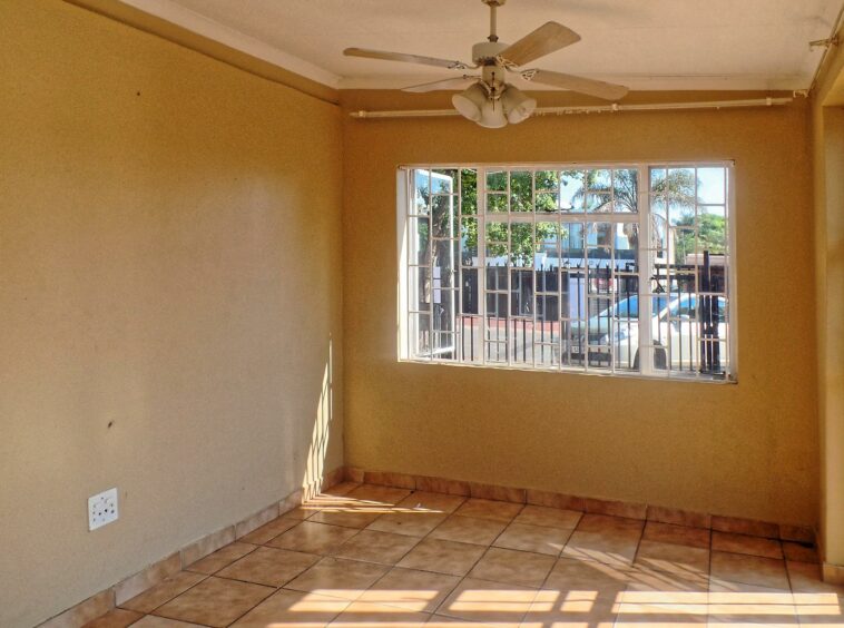 1-bed Flatlet to Rent in Silverton