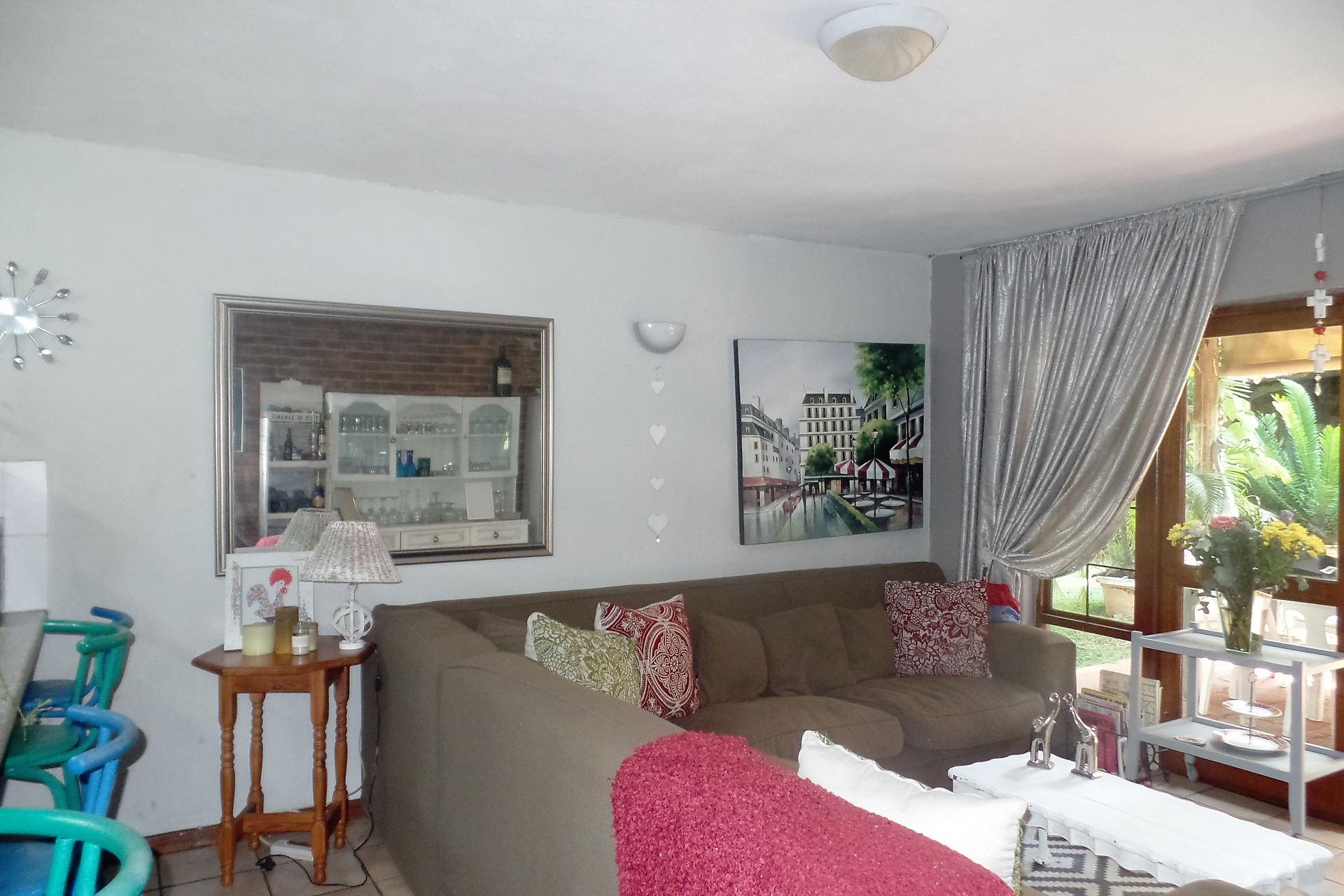 Property in Val De Grace