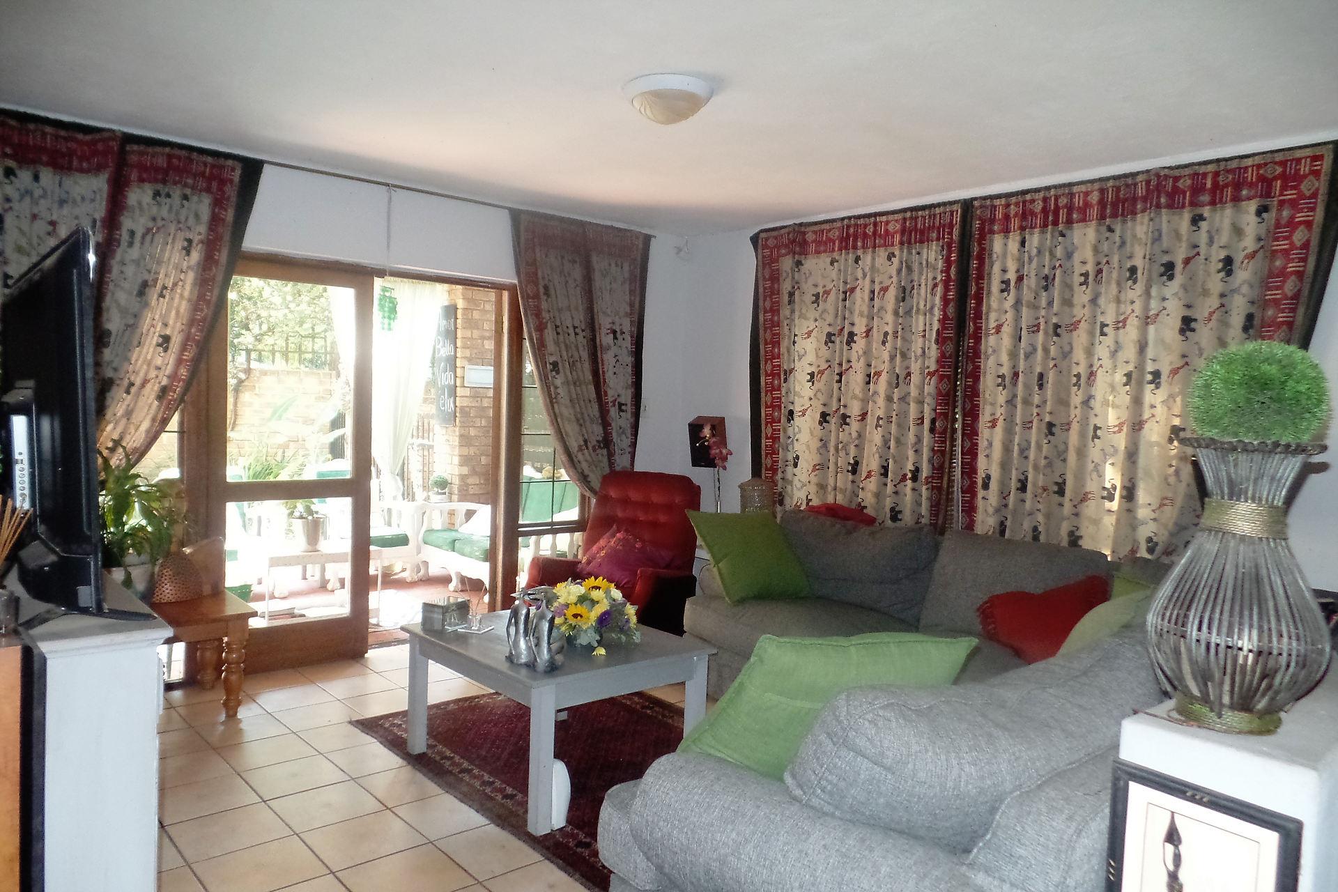 Property in Val De Grace