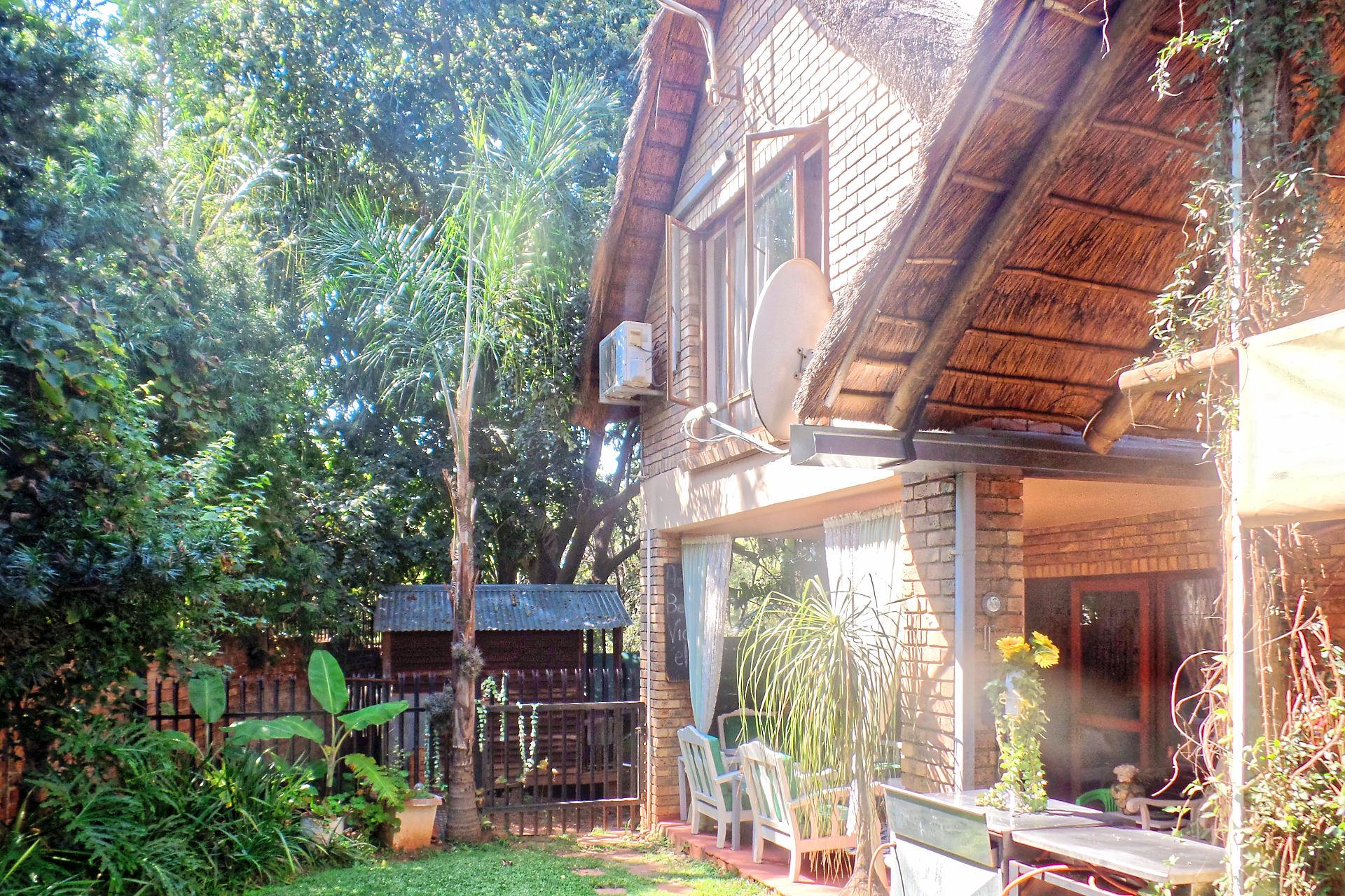 Property in Val De Grace