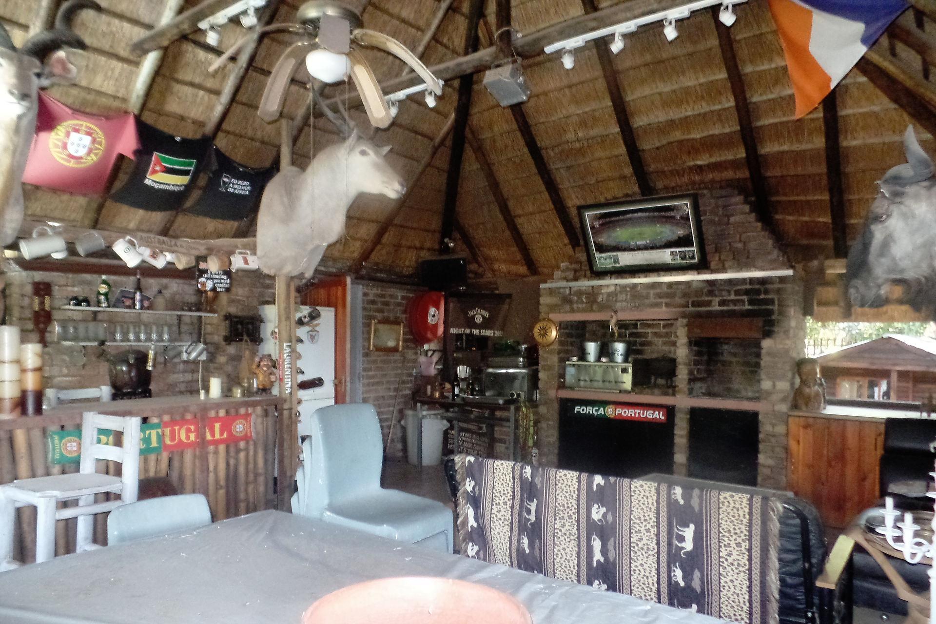 Property in Val De Grace