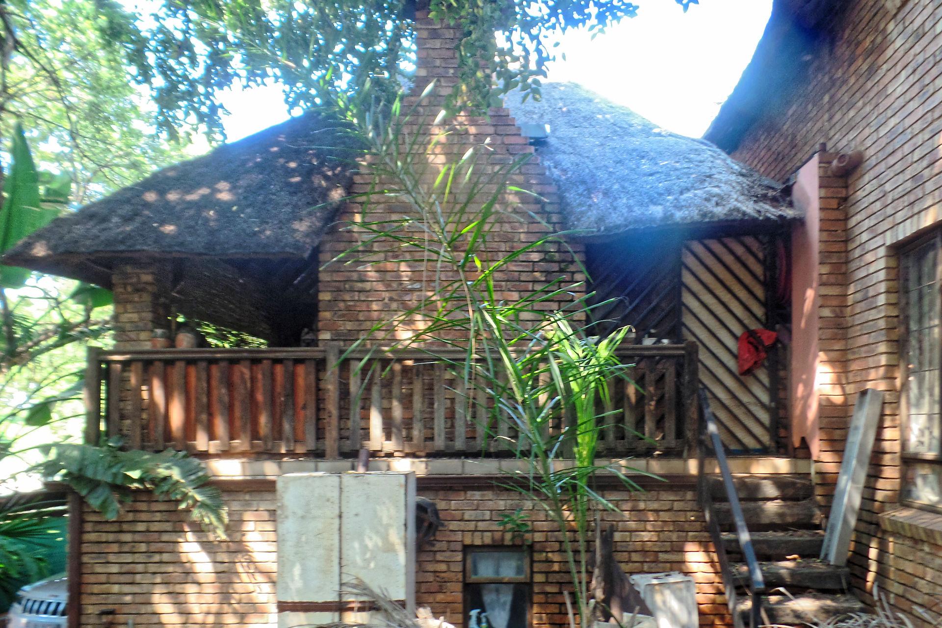 Property in Val De Grace