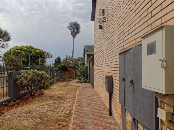 3-bed Townhouse for Sale in Silverton
