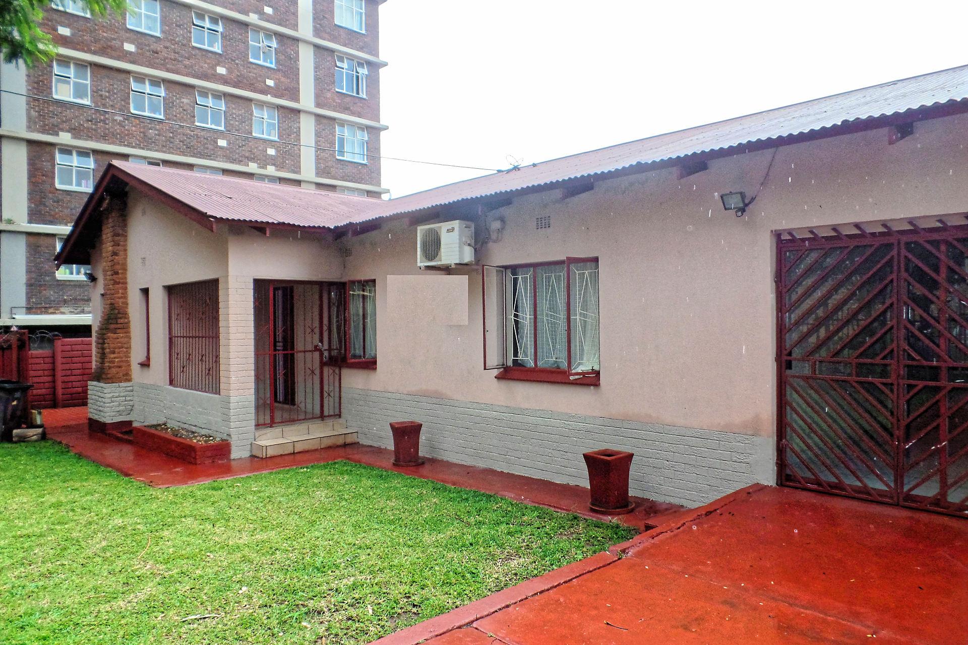3-Bed Home for Sale in Silverton