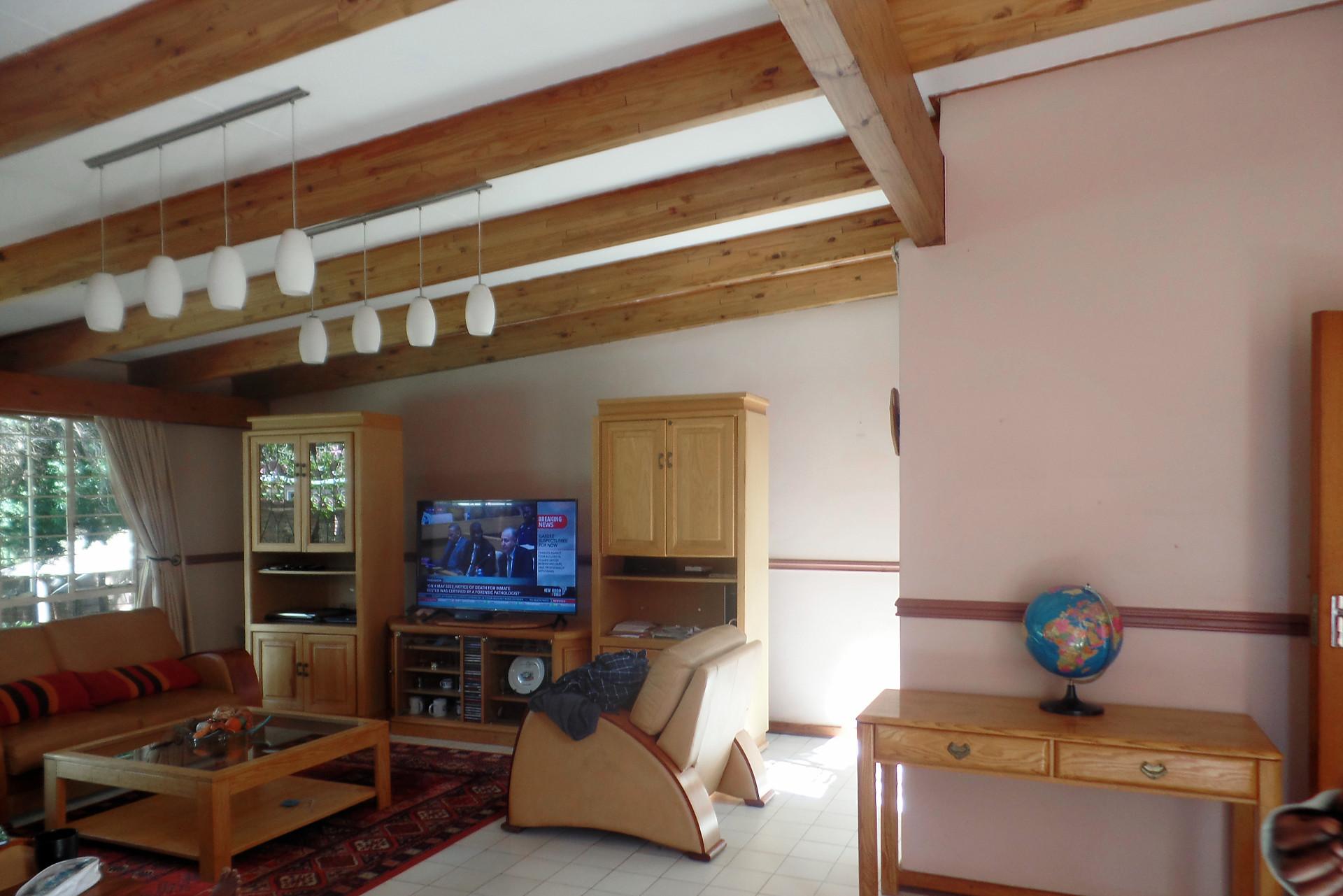 4_Bed House For Sale in Murrayfield