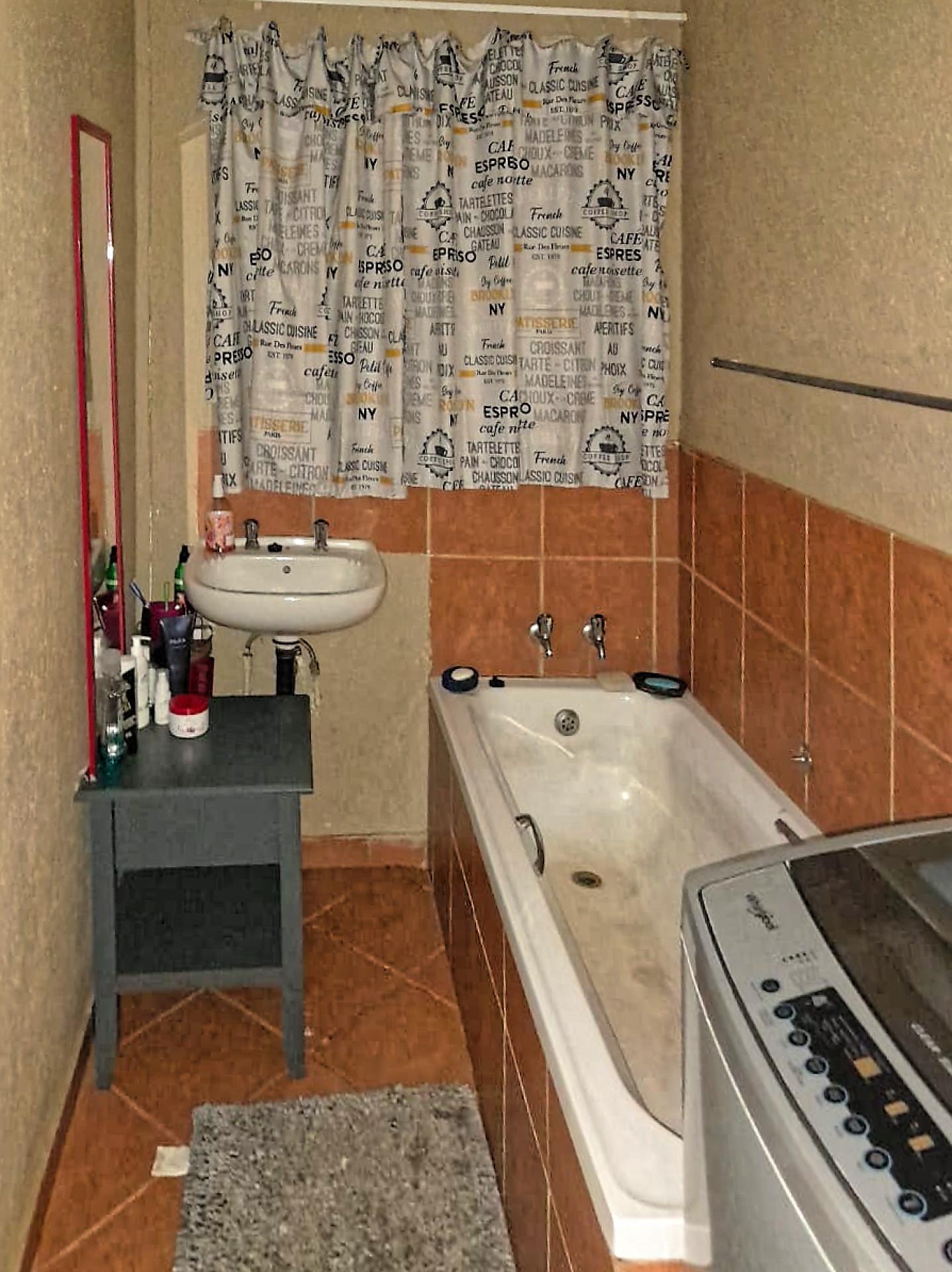 3-bed house for sale in Mahube Valley