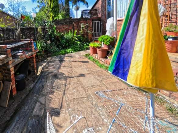 2-Bed Simplex For Sale