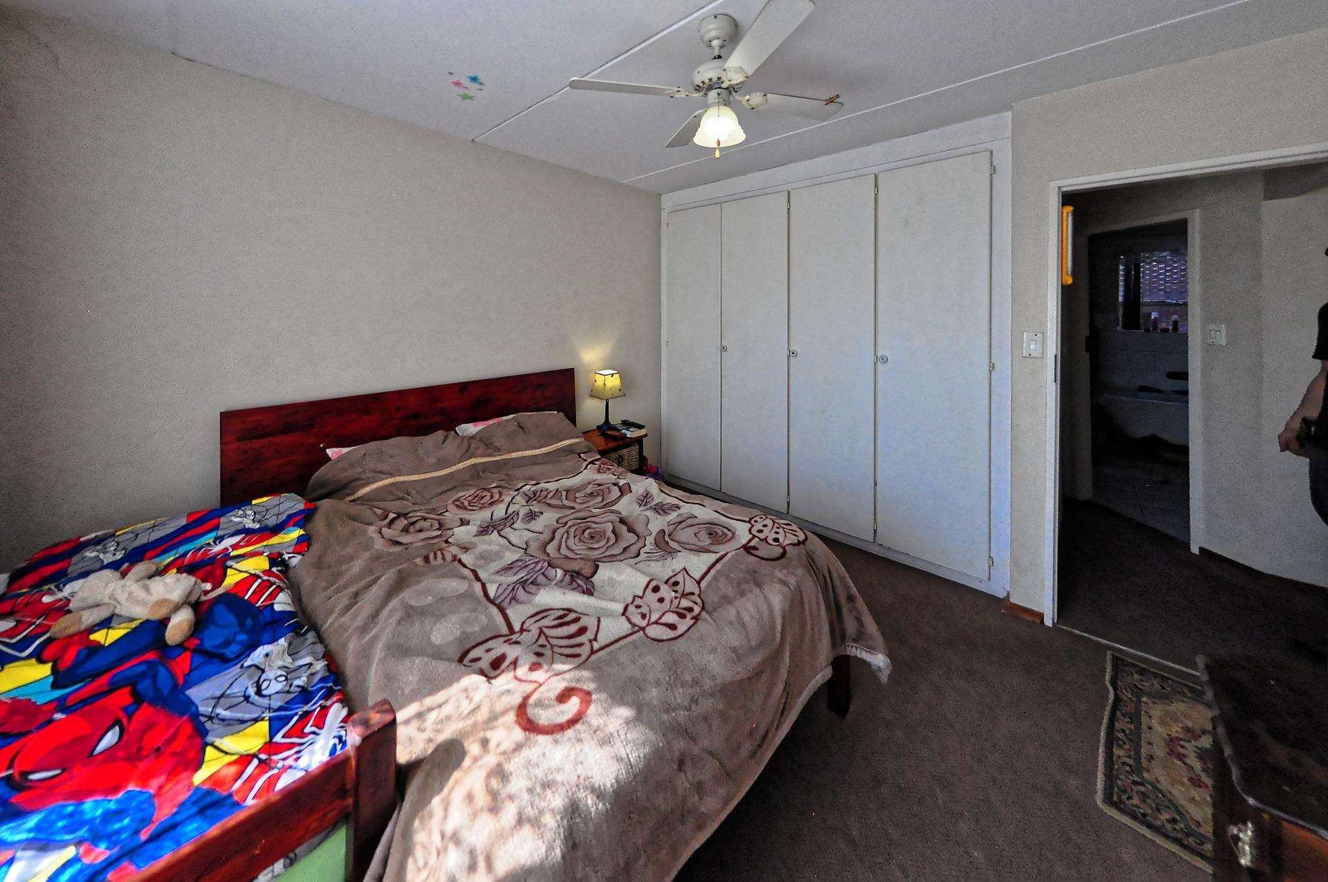 2-Bed simplex for sale