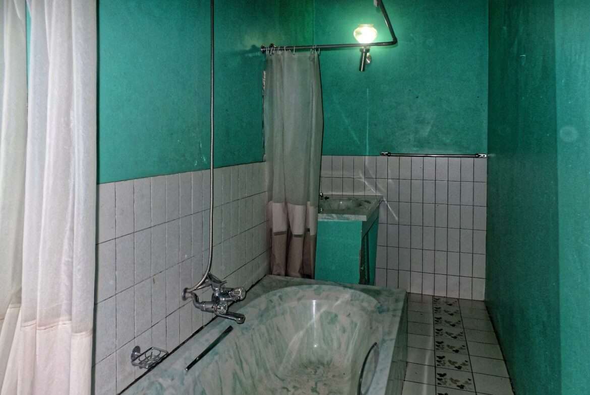1170