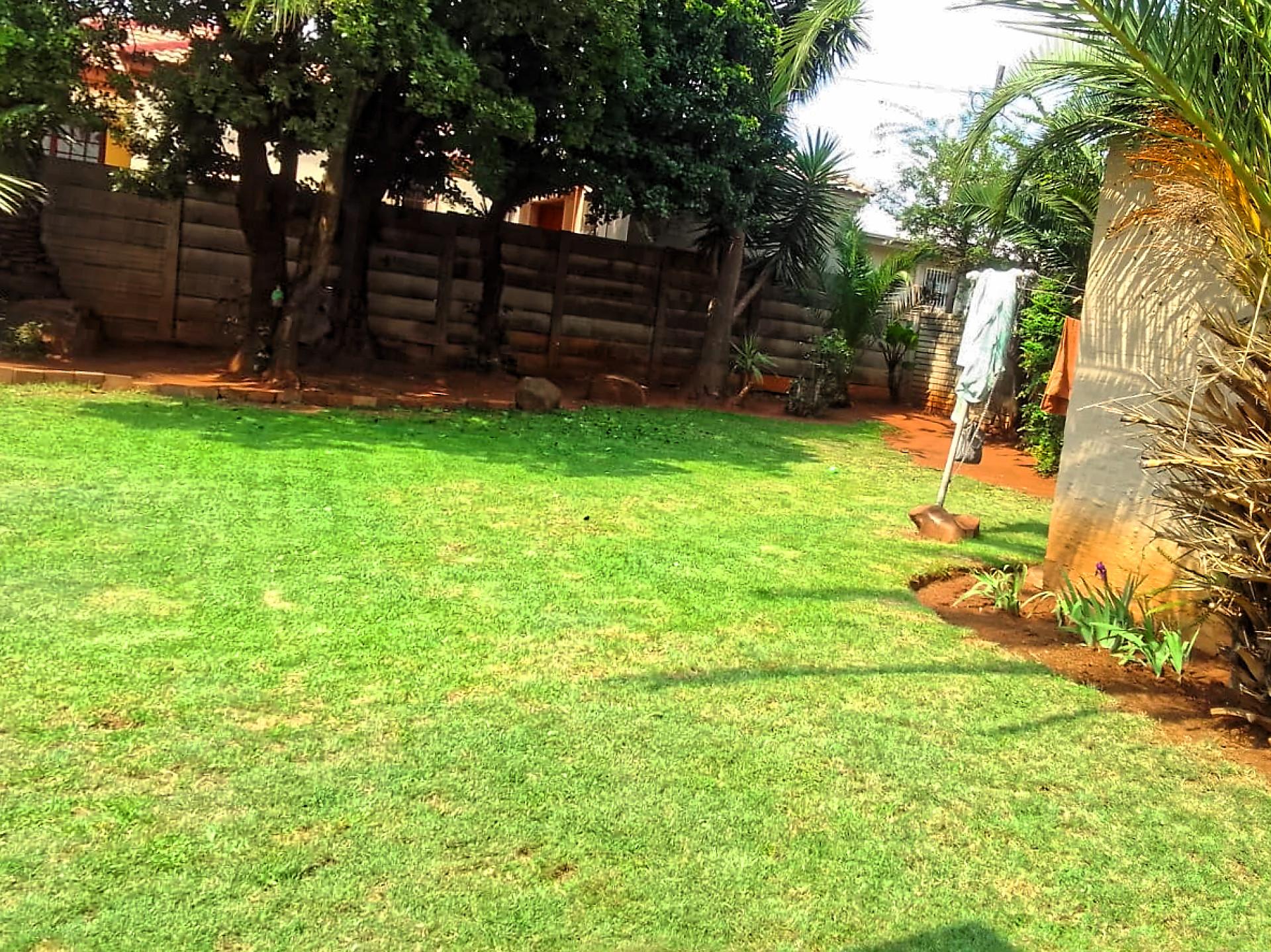 3-Bed Home with Flat for Sale in Silverton