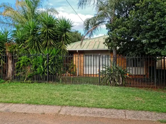 2-Bed Semi House to Rent in Silverton