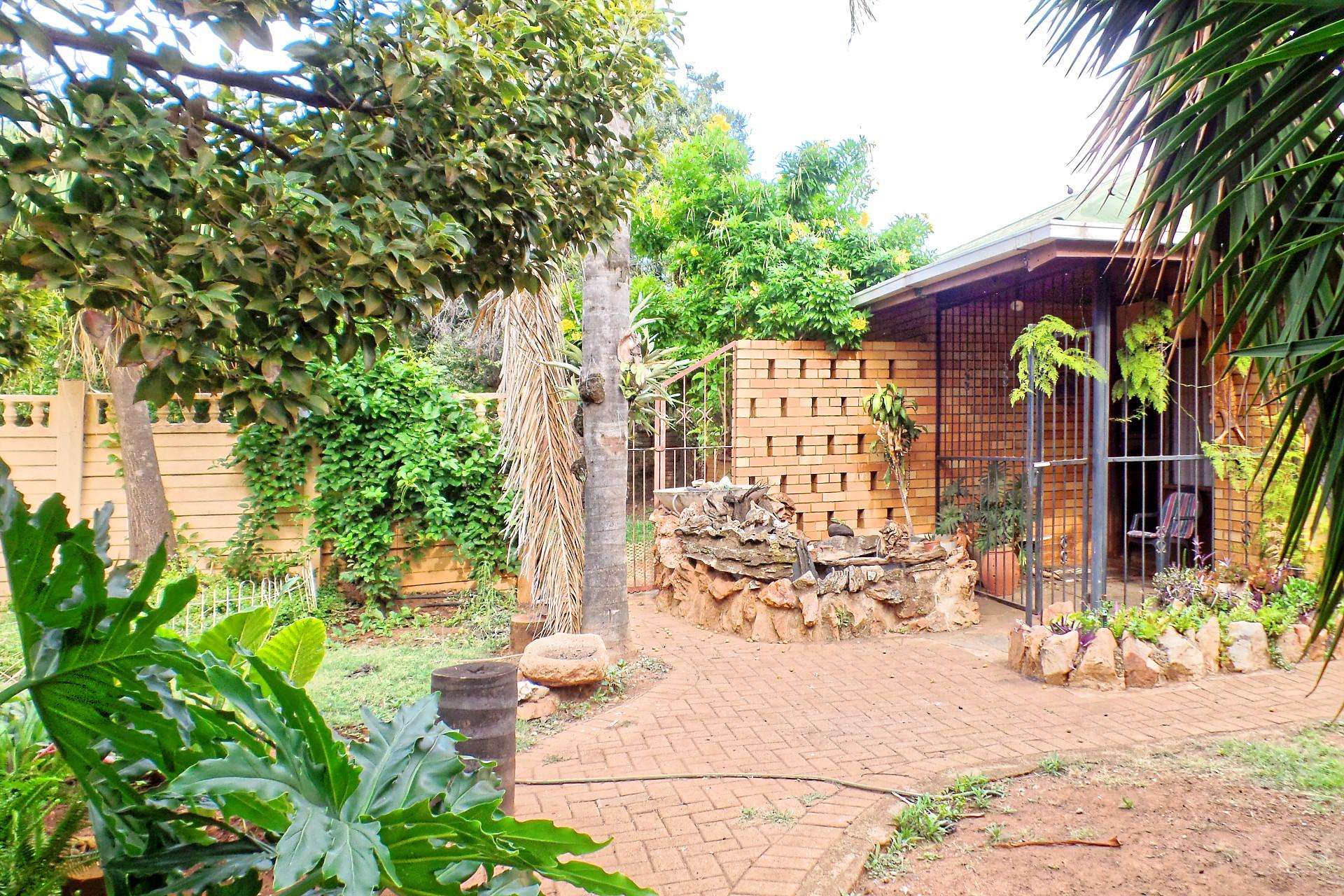 2-Bed Semi House to Rent in Silverton