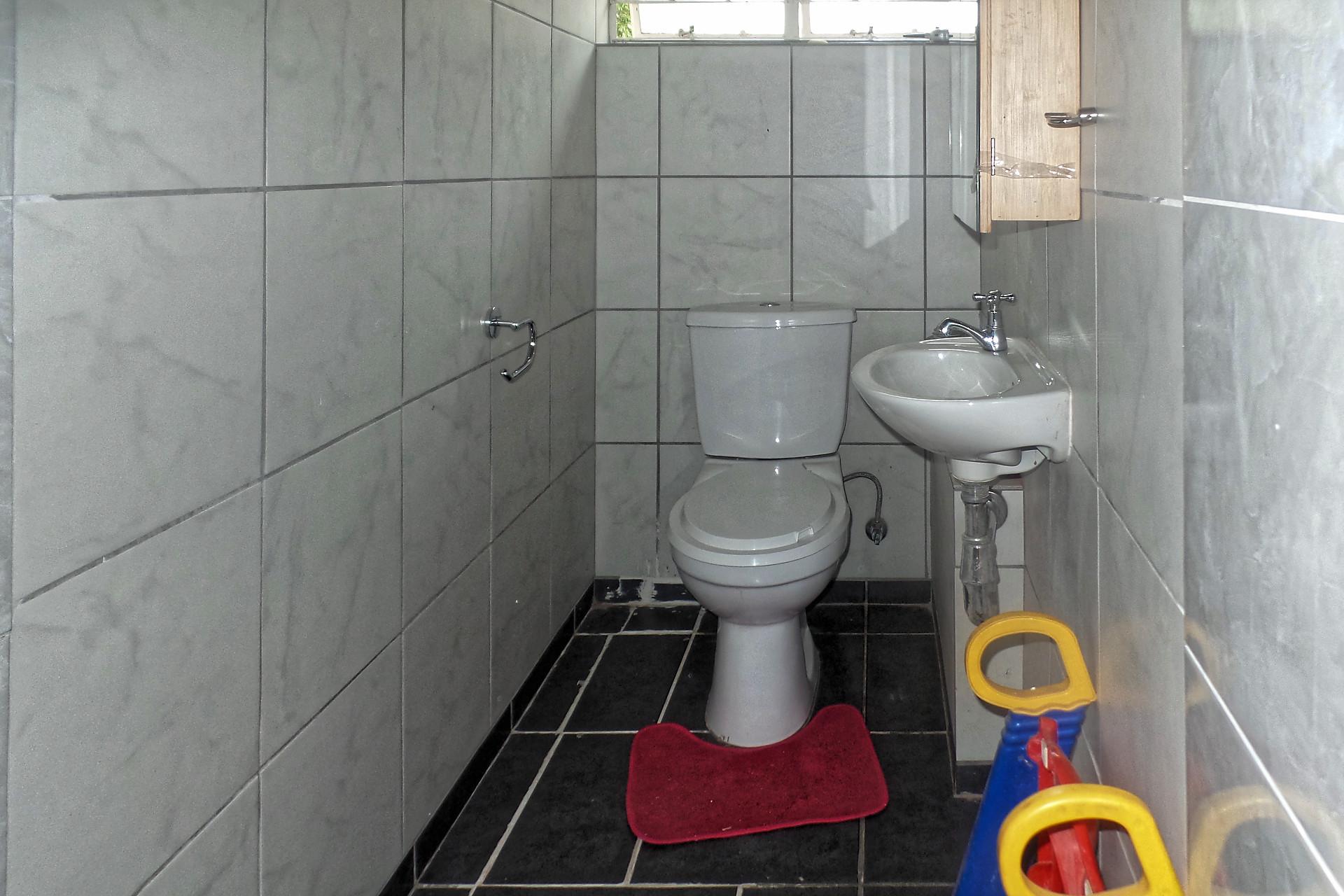 4-Bed House for sale in Meyerspark
