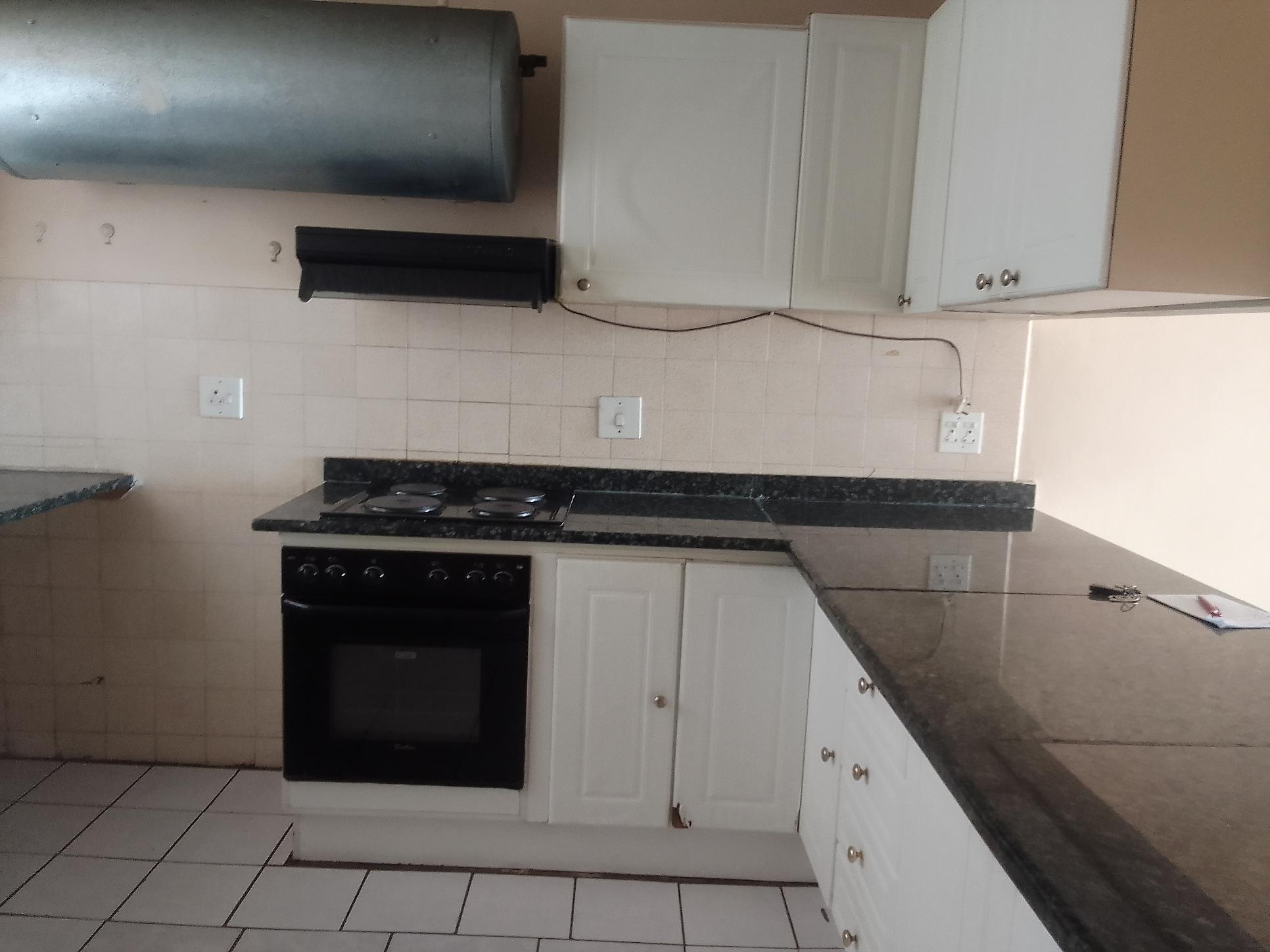 2.5 Bedroom Flat for Sale