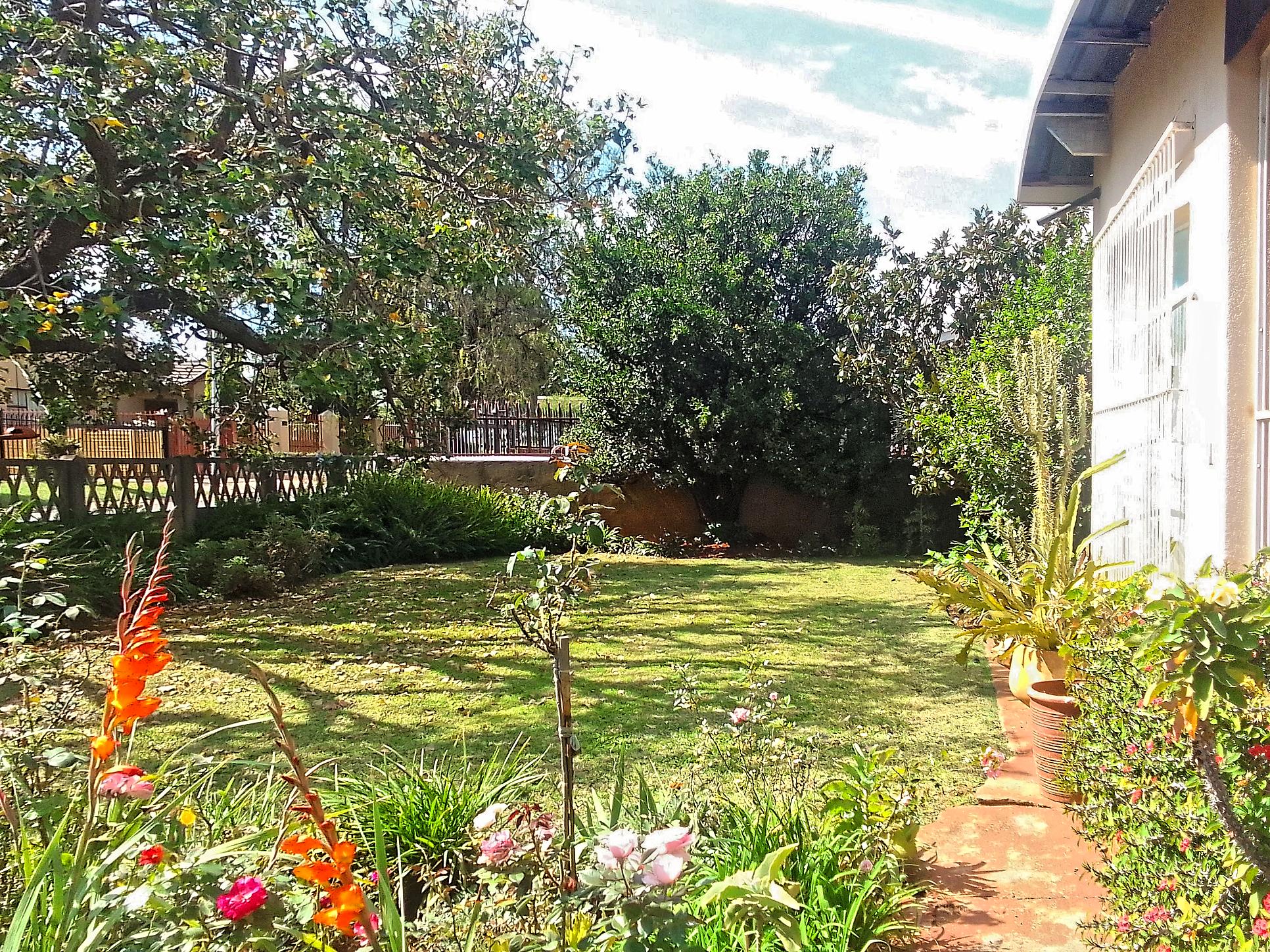 Golden Oldies 4 Bed House for Sale in Silverton