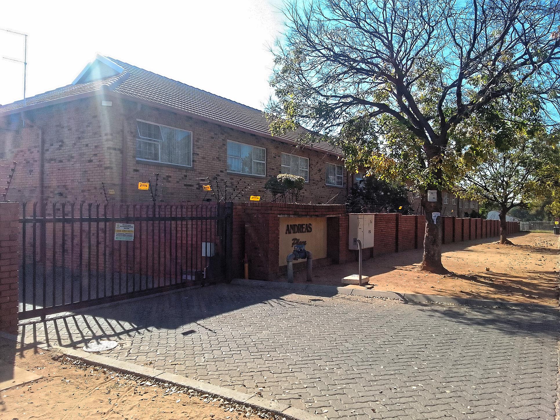 IMG_20240527_102410_RP Neat 2 Bedroom Townhouse for Sale in Silverton