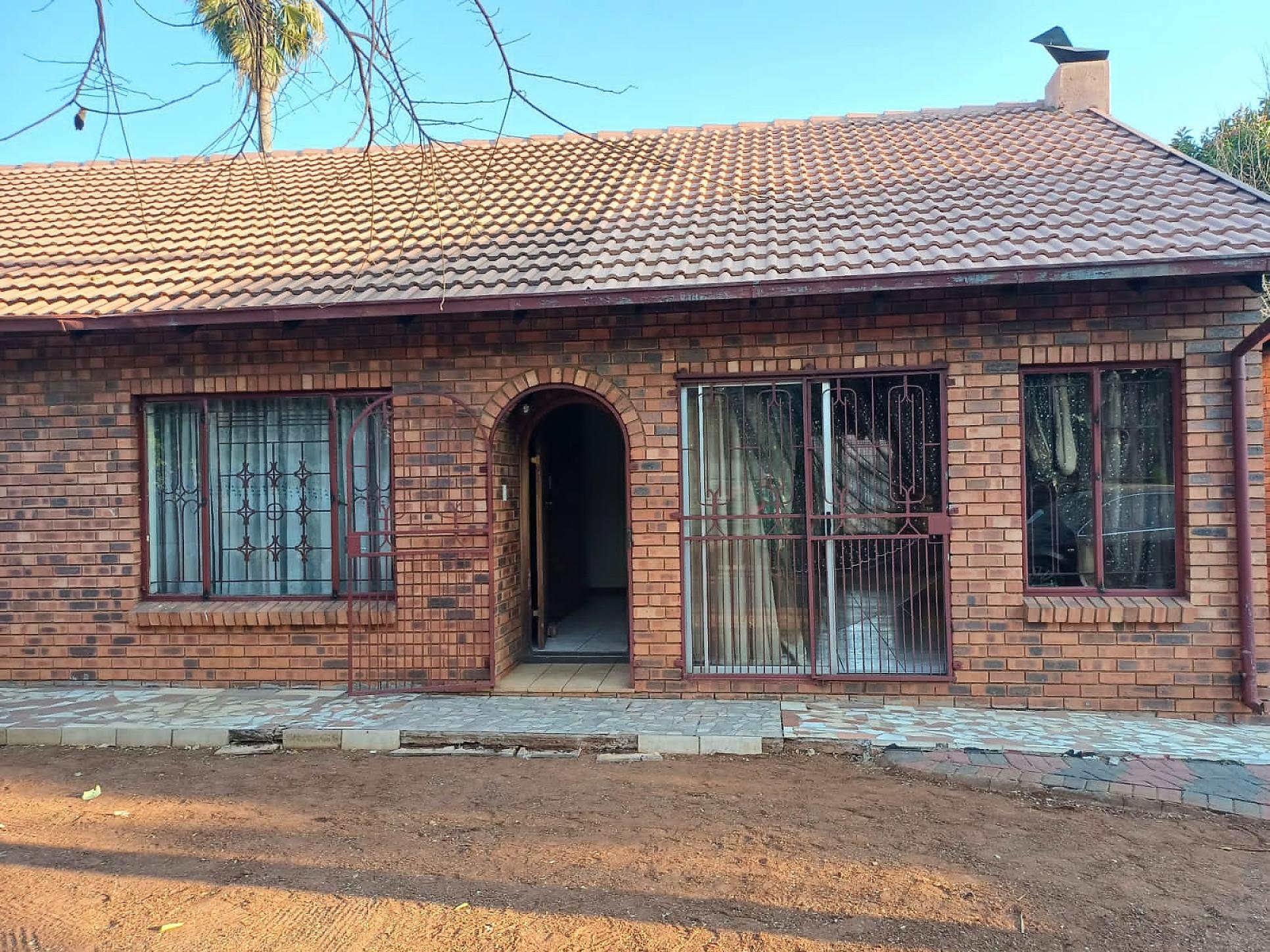 Neat 4-Bed house to Rent in Silverton