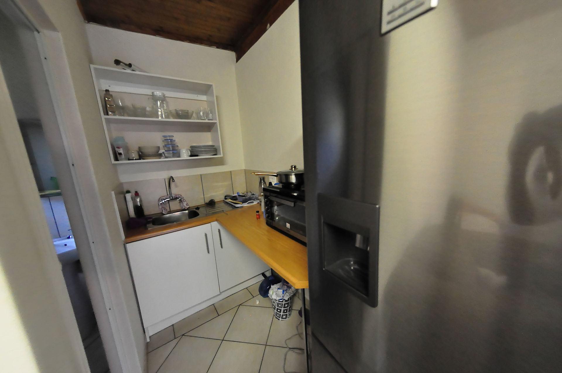 Bachelor Garden Flat to Rent in Silverton