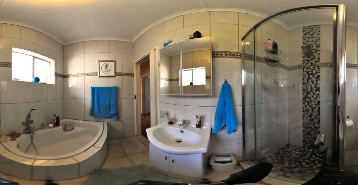 Neat 3-Bed Home to Rent in Silverton