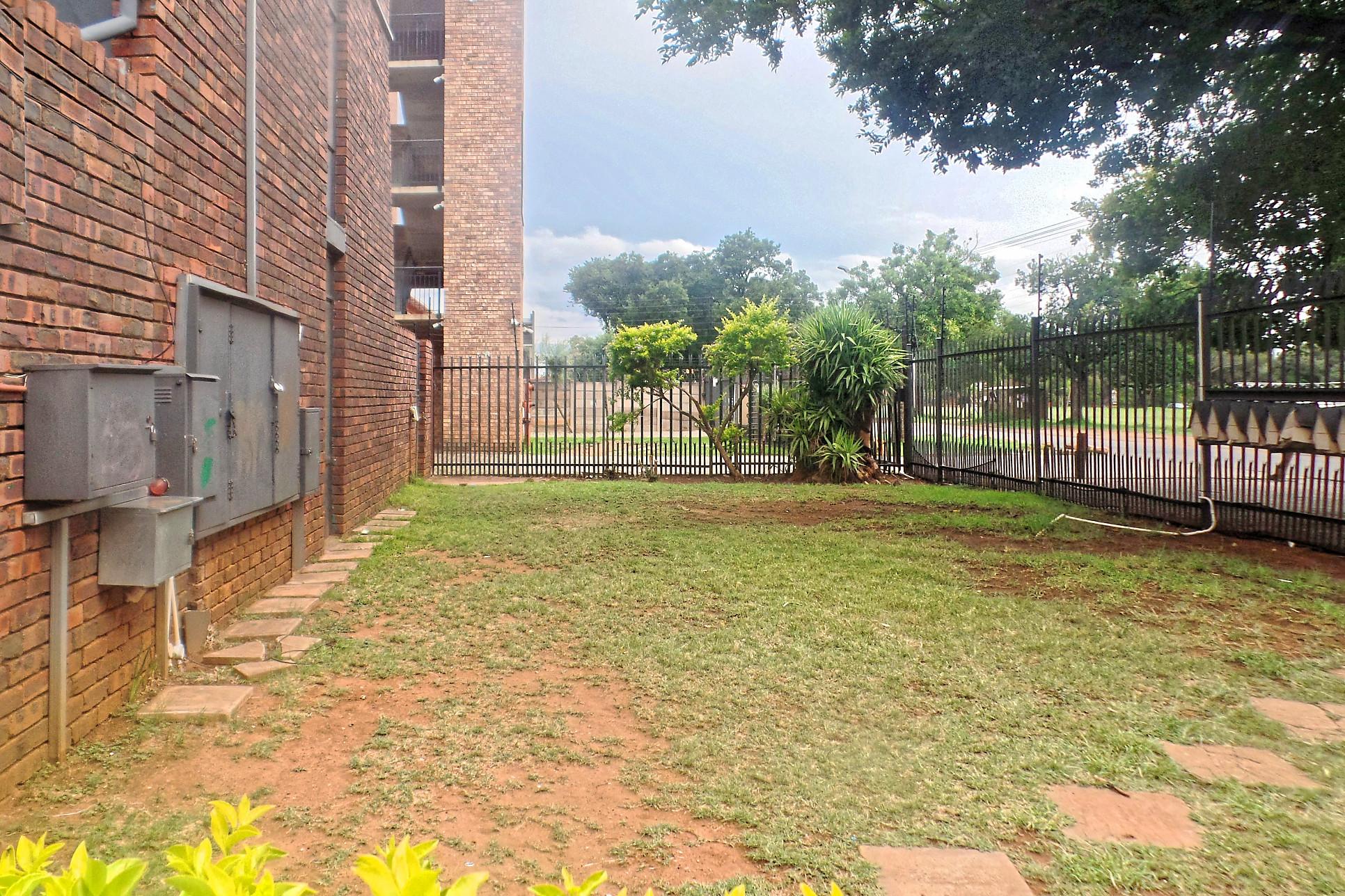 Spacious 2-Bed Townhouse for Sale in Silverton