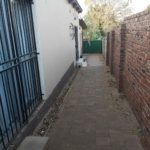 Cosy Bachelor To Rent in Silverton