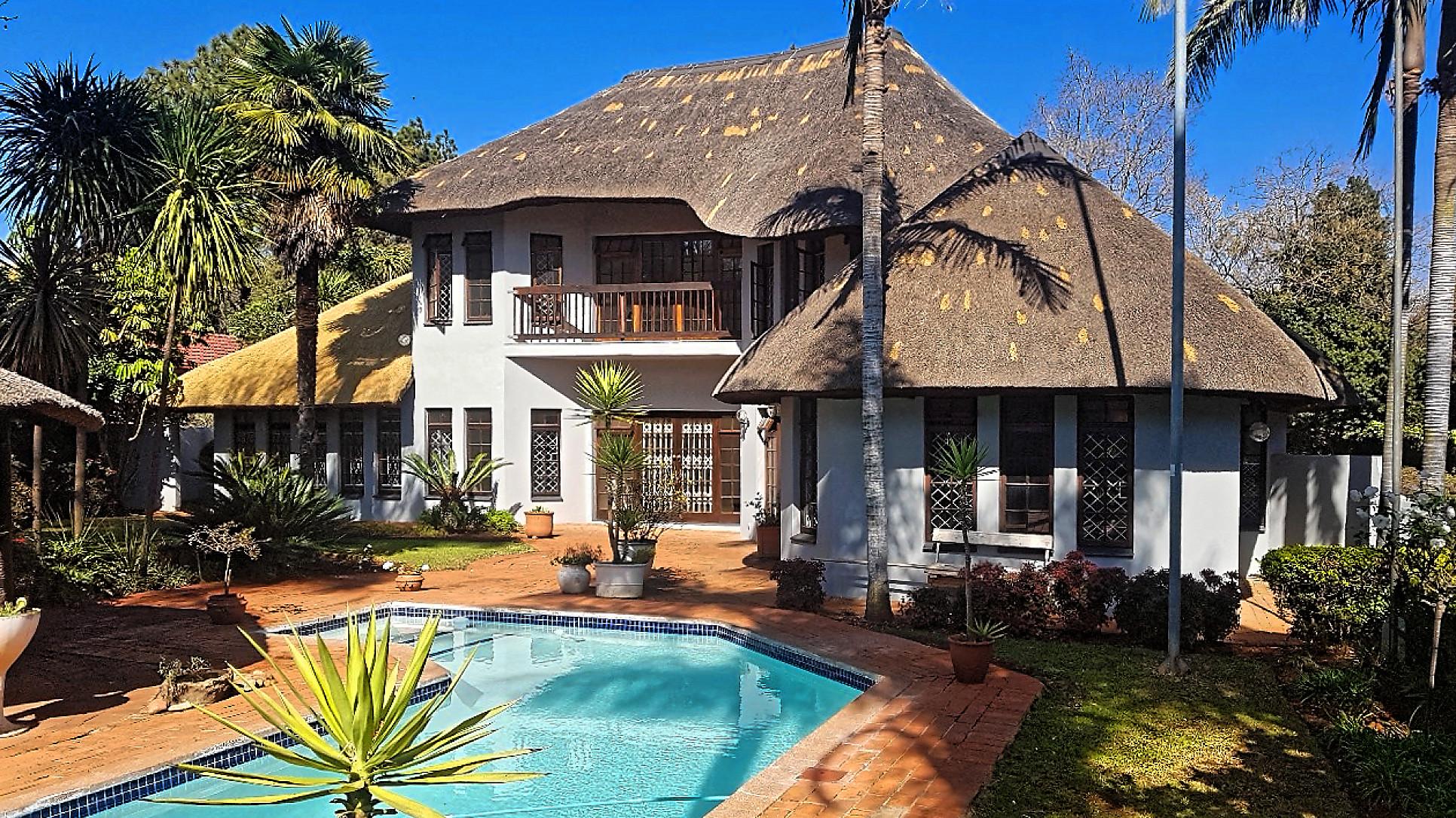 5-Bedroom Thatched Family Home for Rent