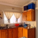 3-bed Home with Flatlet