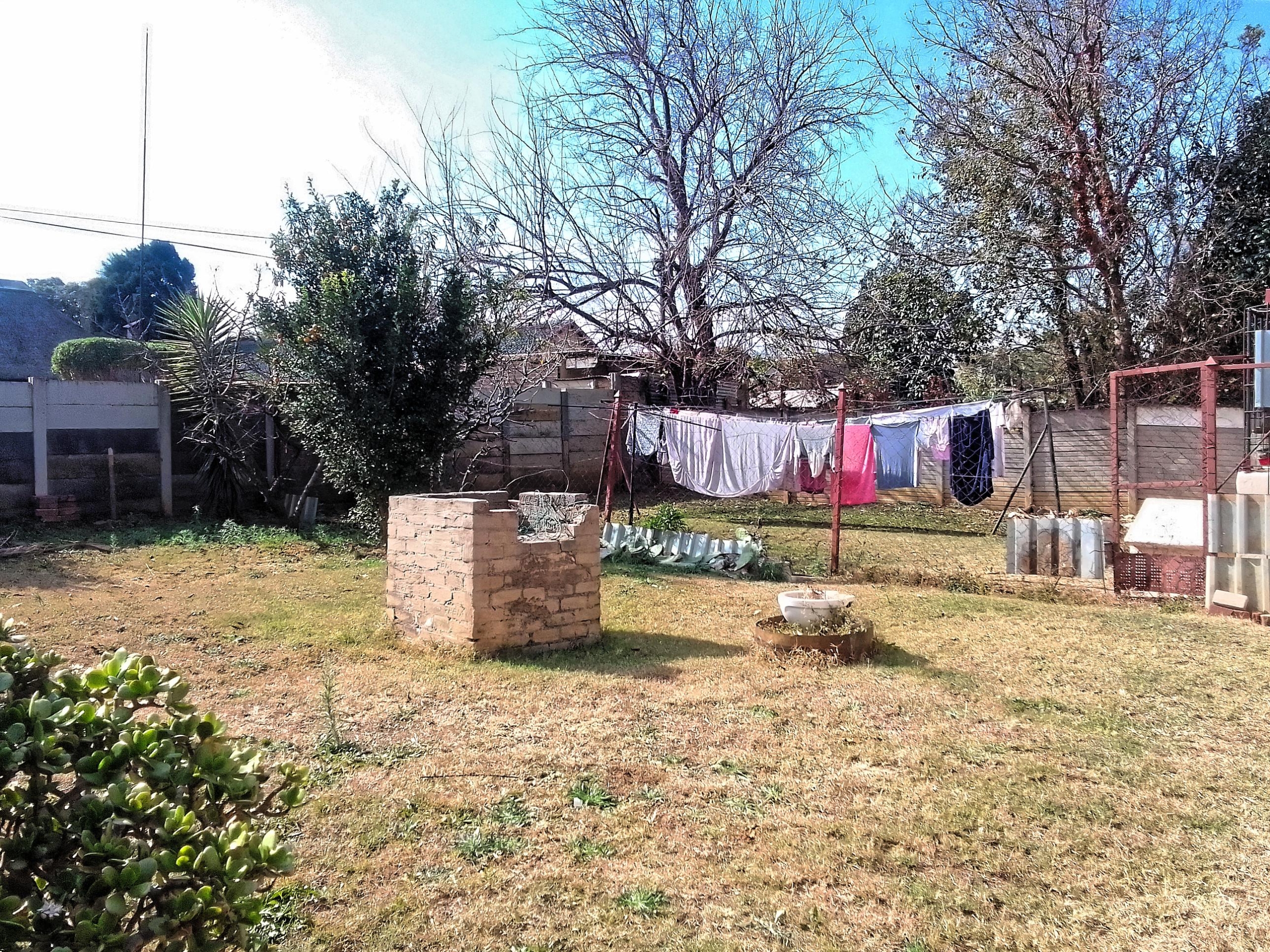 3 bed Home with Flatlet