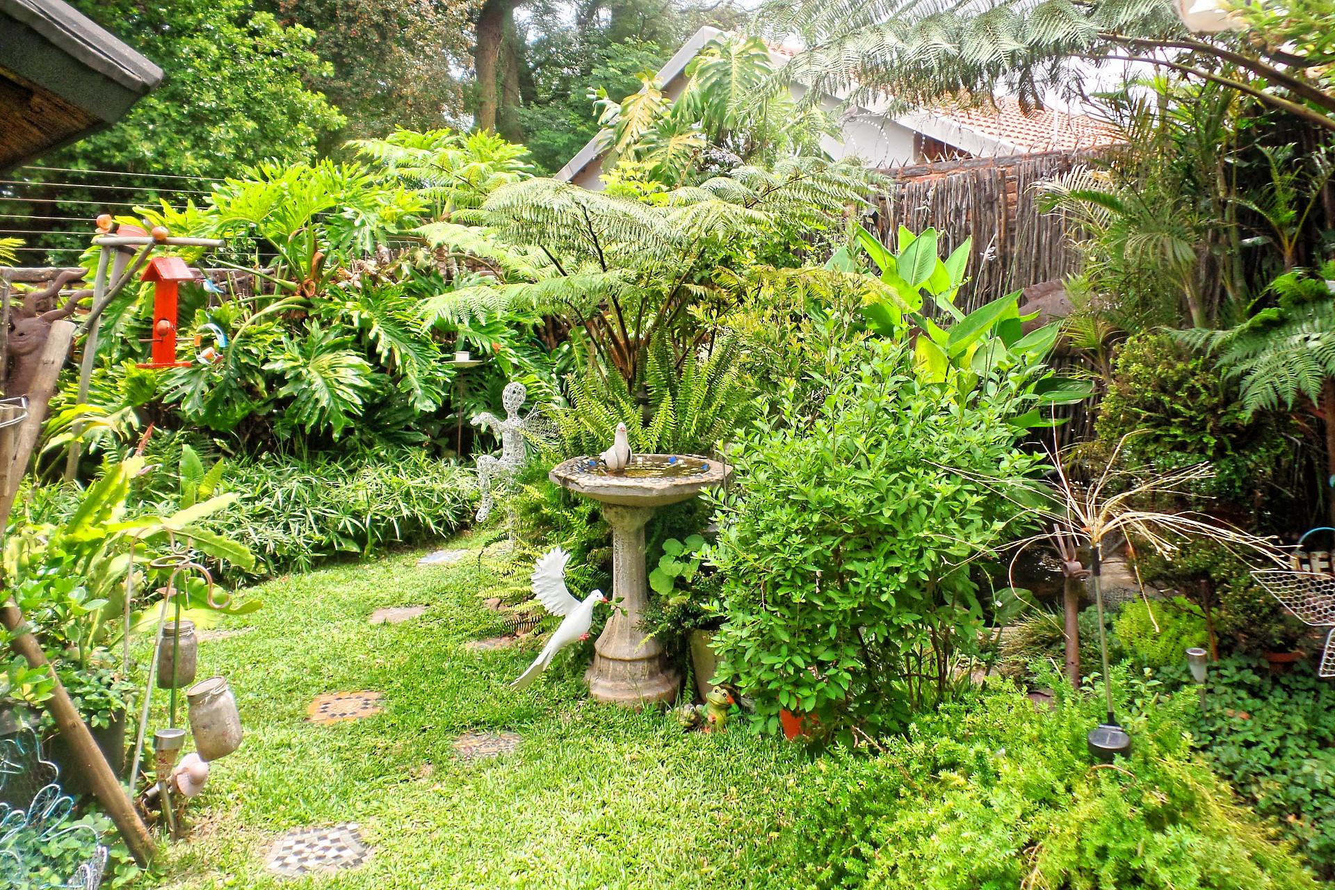 Unique 3-Bed Townhouse for Sale in Silverton
