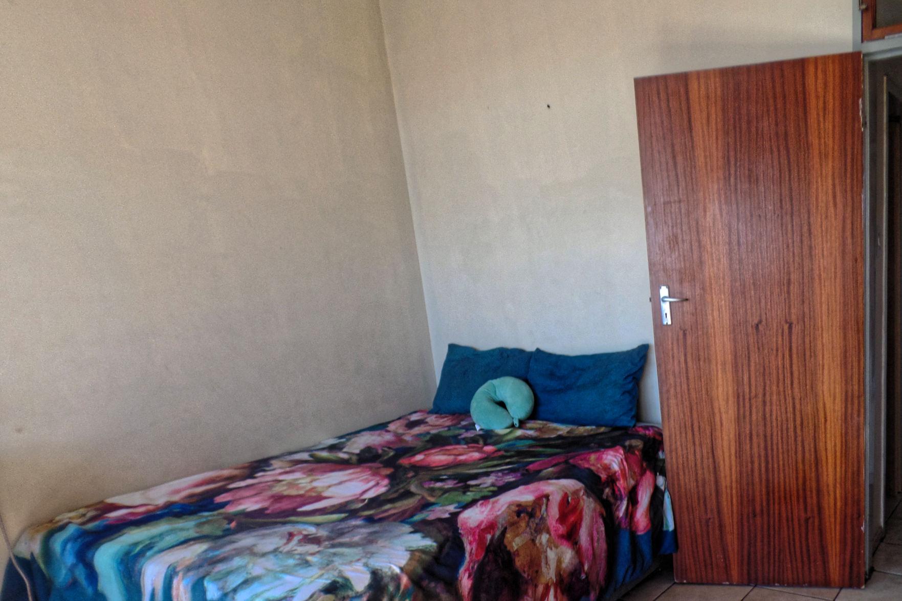SAM_0936_DxO 2-Bedroom Flat to Rent