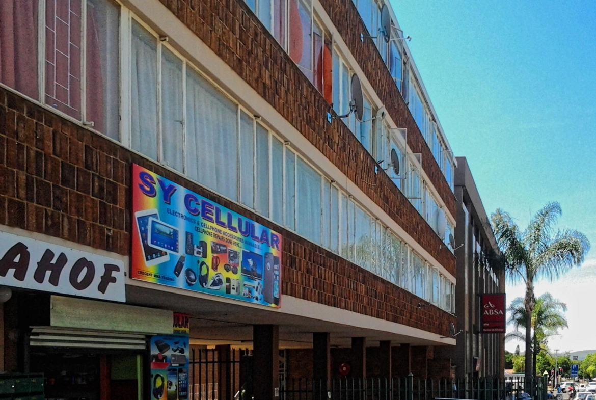 ONE-Bed Flat for Sale in Silverton!