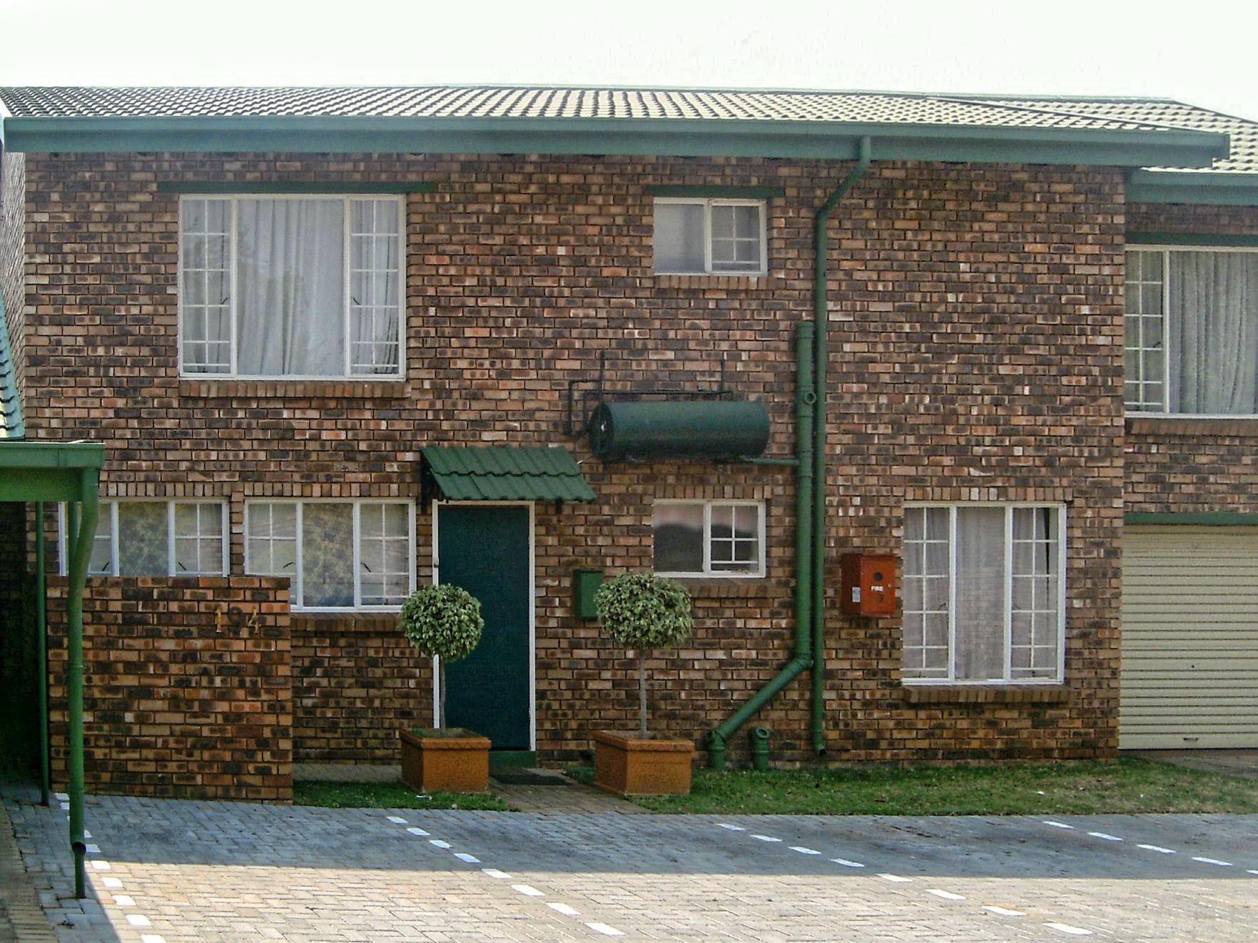 Botanica 194, Weavind Park 1_DxO Lovely 3-Bed Duplex to Rent in Weavind Park