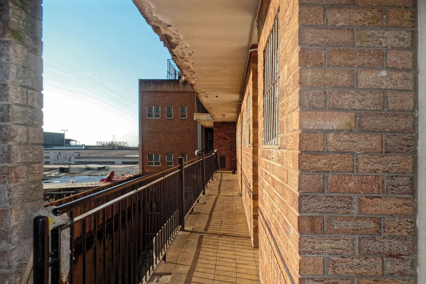 SAM_1002_DxO ONE-Bed Flat for Sale in Silverton!