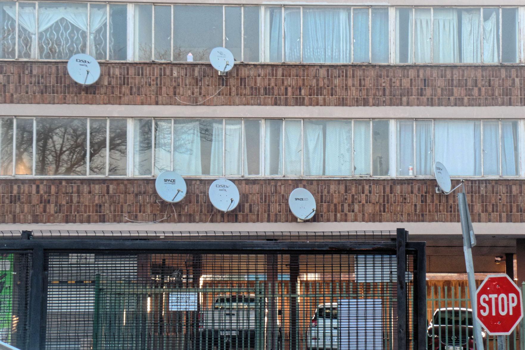 SAM_1003_DxO ONE-Bed Flat for Sale in Silverton!