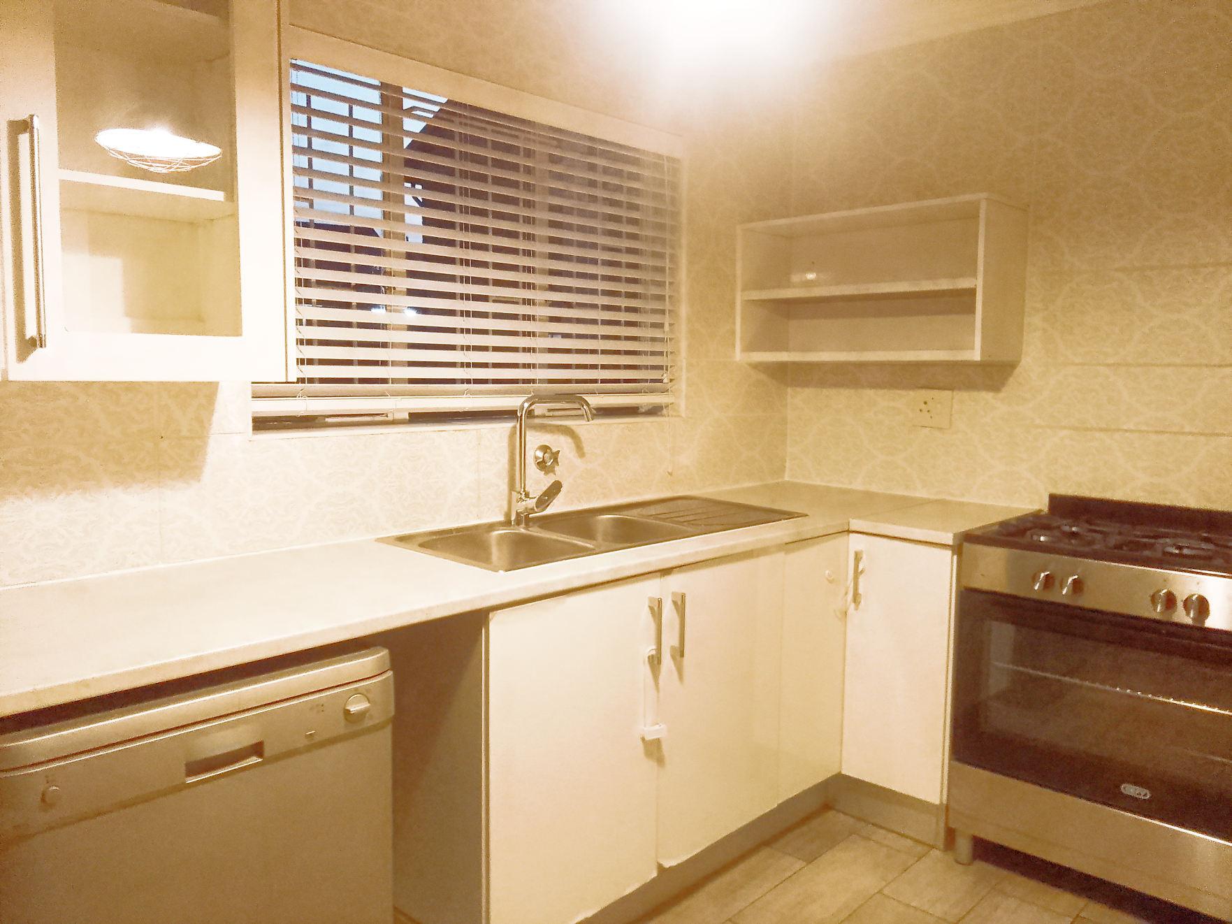 IMG_20261002_182443_DxO 3-Bed Townhouse to Rent in Garsfontein.